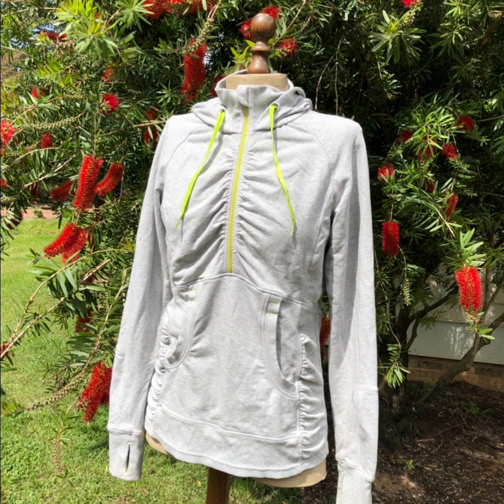 Athletes sweatshirt jacket Small excellent cond